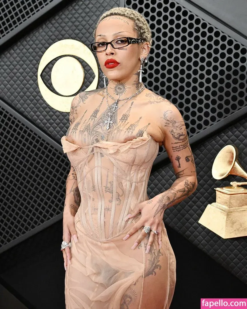 Doja Cat Onlyfans Photo Gallery 