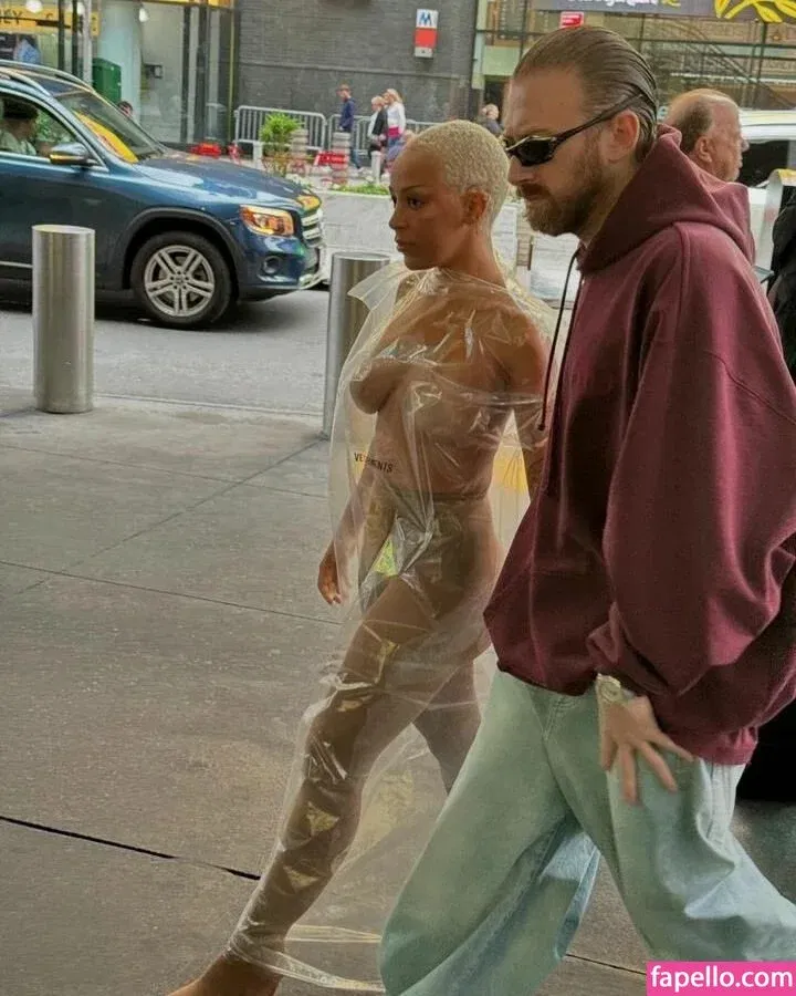 Doja Cat Onlyfans Photo Gallery 