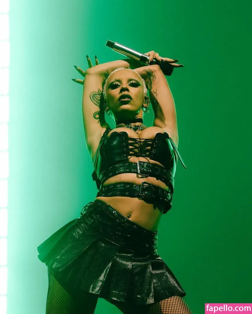 Doja Cat Onlyfans Photo Gallery 