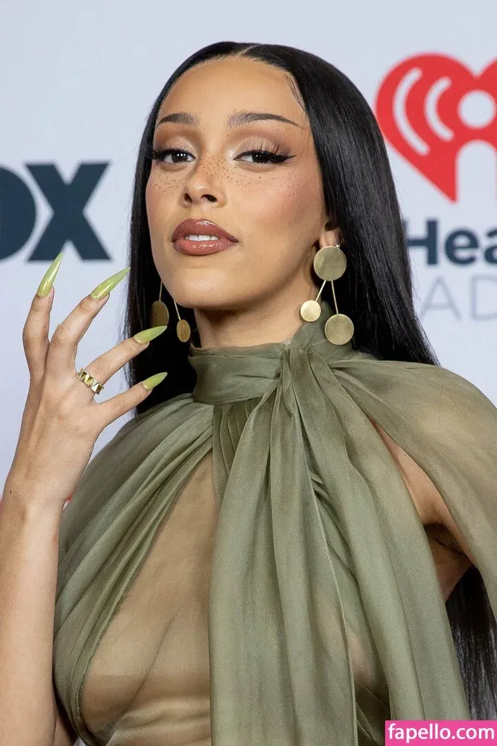 Doja Cat Onlyfans Photo Gallery 