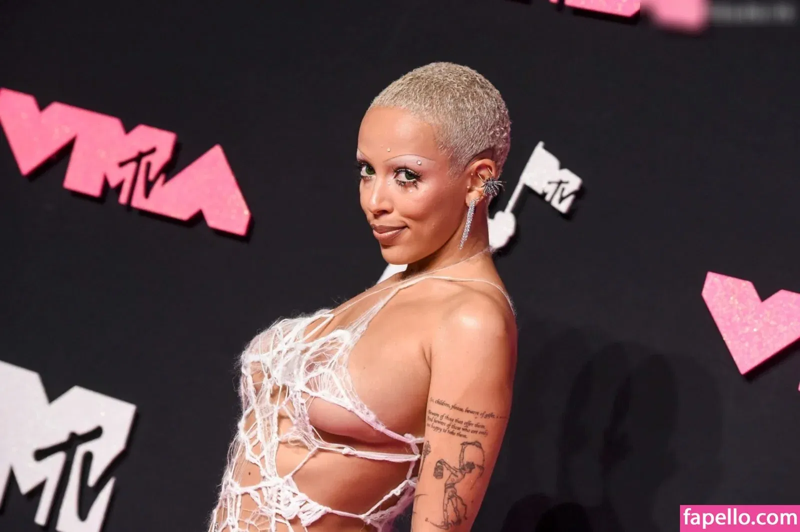 Doja Cat Onlyfans Photo Gallery 