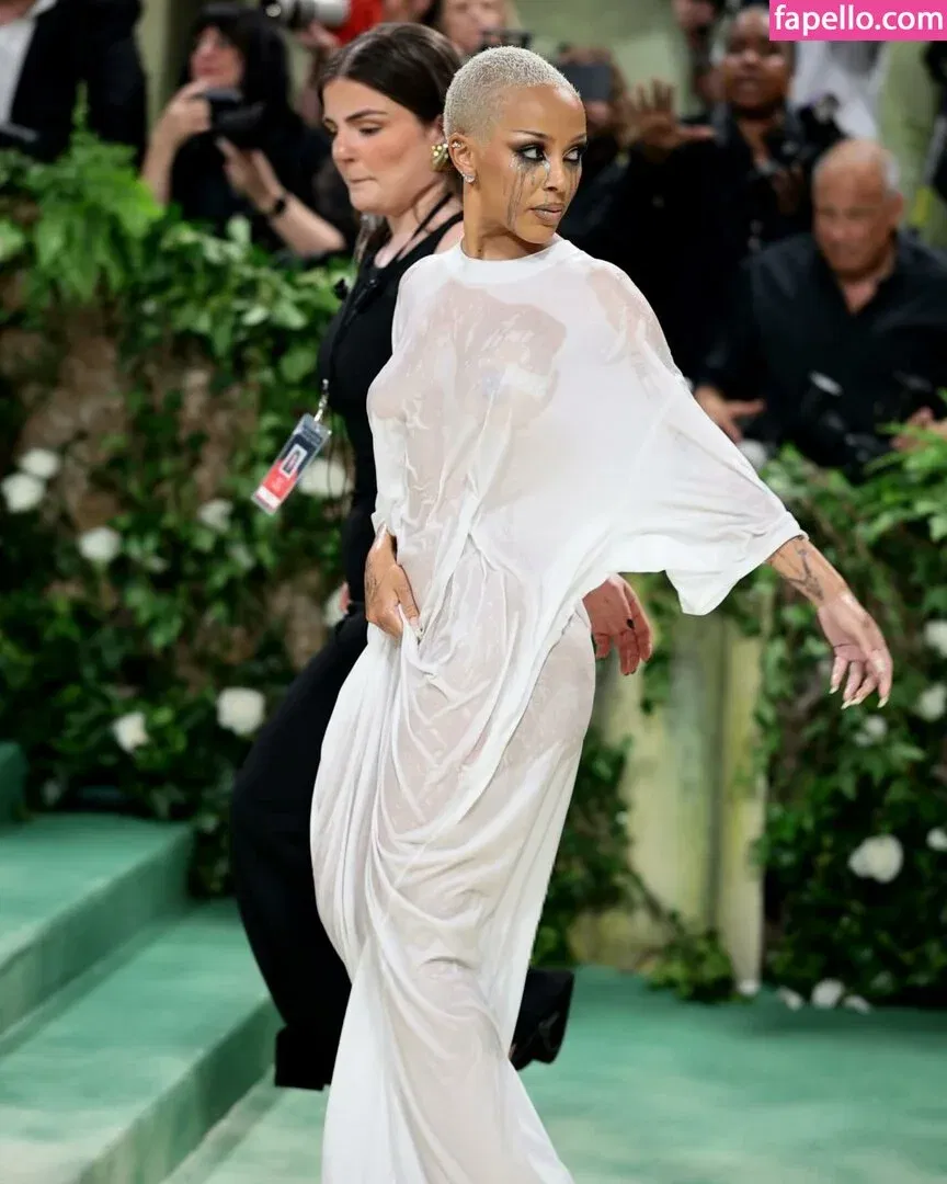 Doja Cat Onlyfans Photo Gallery 