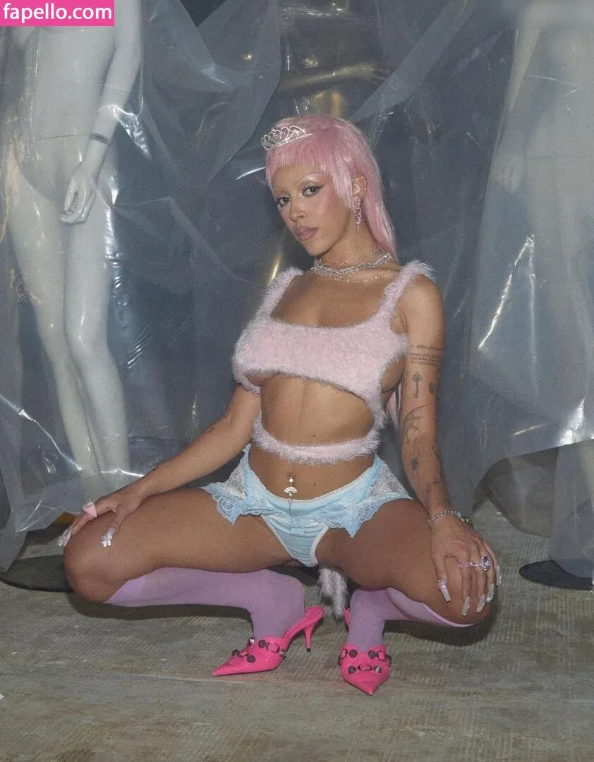 Doja Cat Onlyfans Photo Gallery 