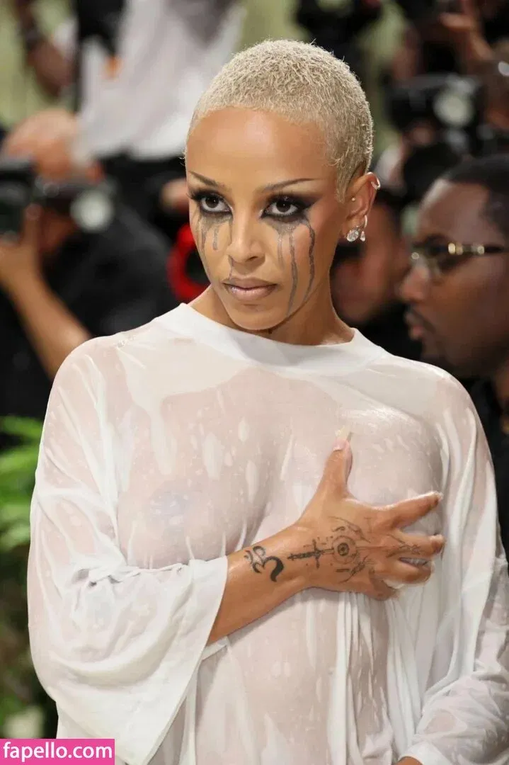 Doja Cat Onlyfans Photo Gallery 