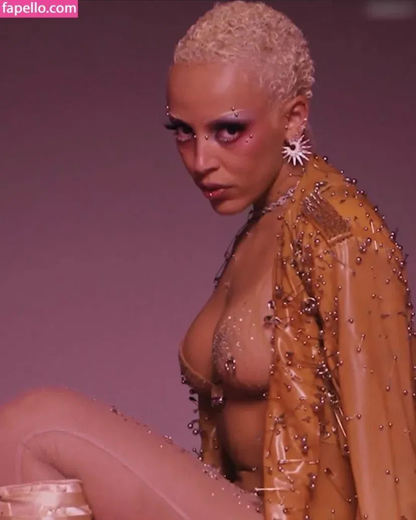 Doja Cat Onlyfans Photo Gallery 