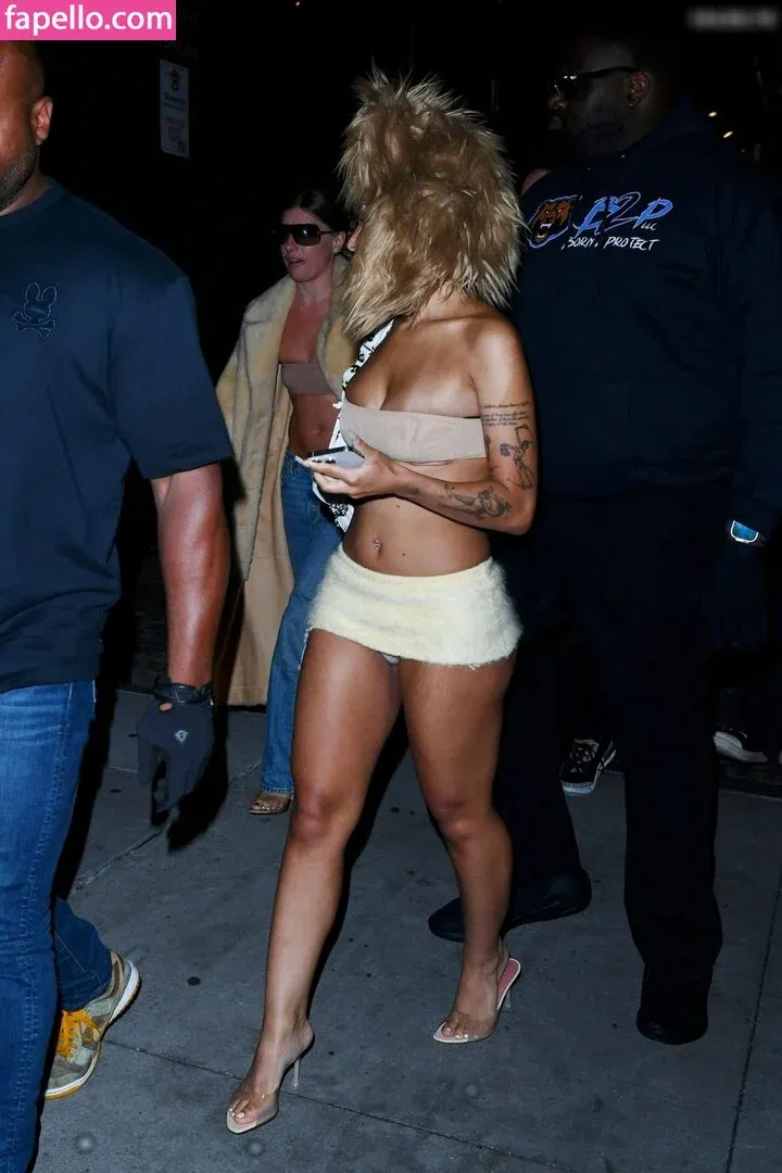 Doja Cat Onlyfans Photo Gallery 