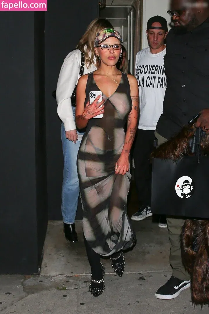 Doja Cat Onlyfans Photo Gallery 