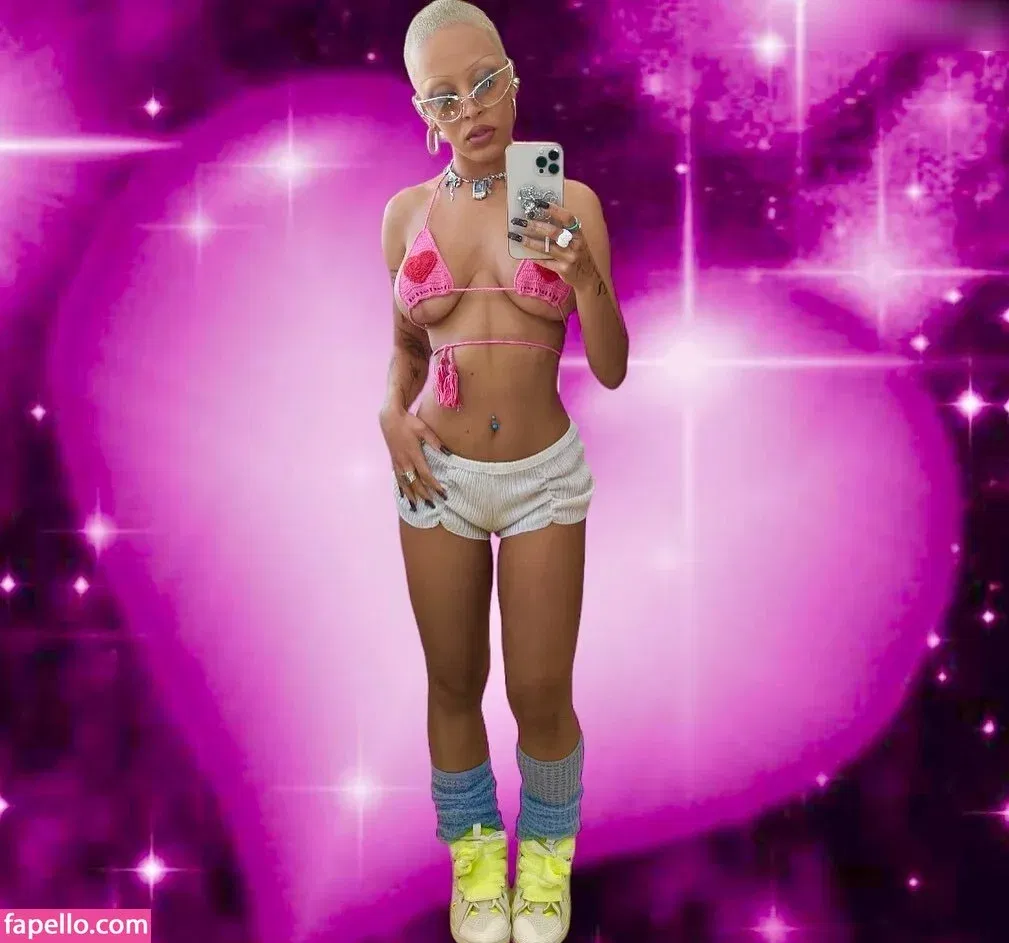 Doja Cat Onlyfans Photo Gallery 