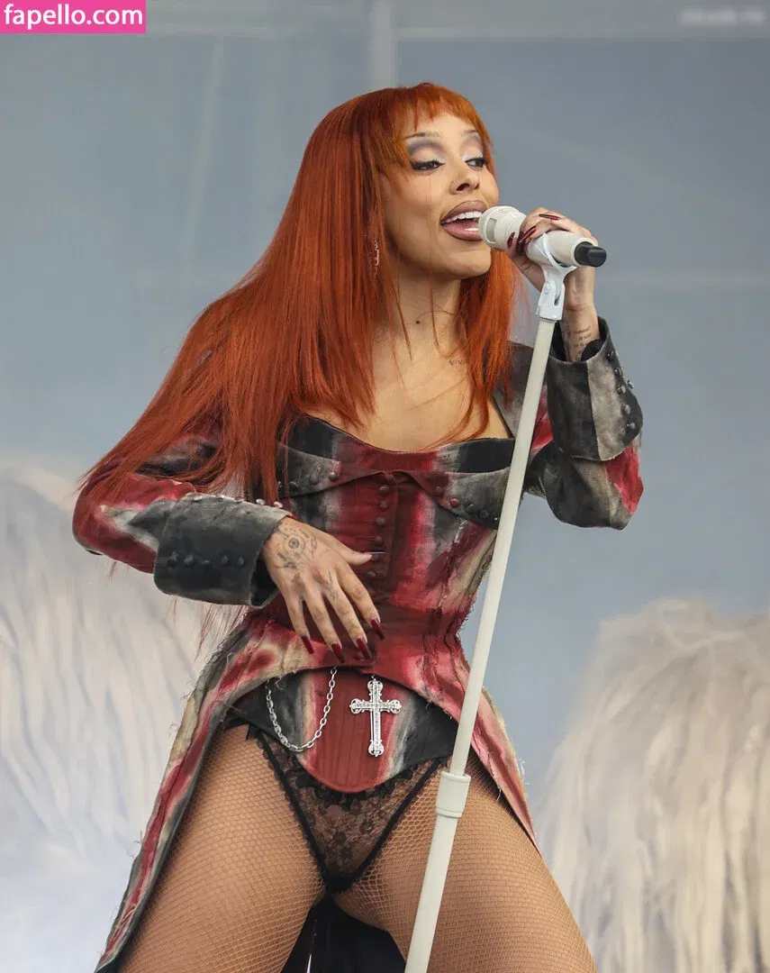 Doja Cat Onlyfans Photo Gallery 