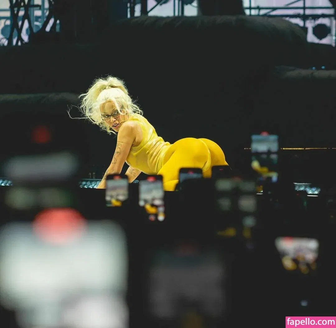 Doja Cat Onlyfans Photo Gallery 