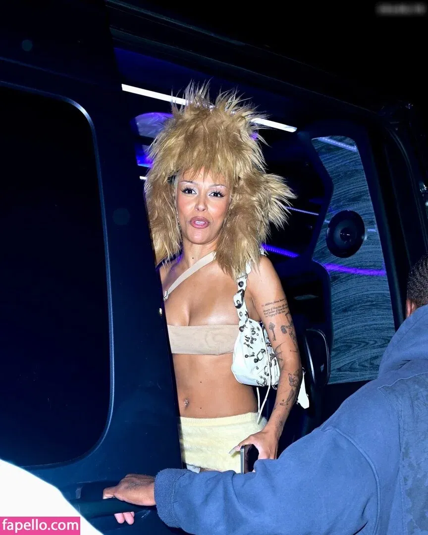 Doja Cat Onlyfans Photo Gallery 