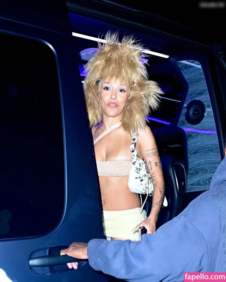 Doja Cat Onlyfans Photo Gallery 