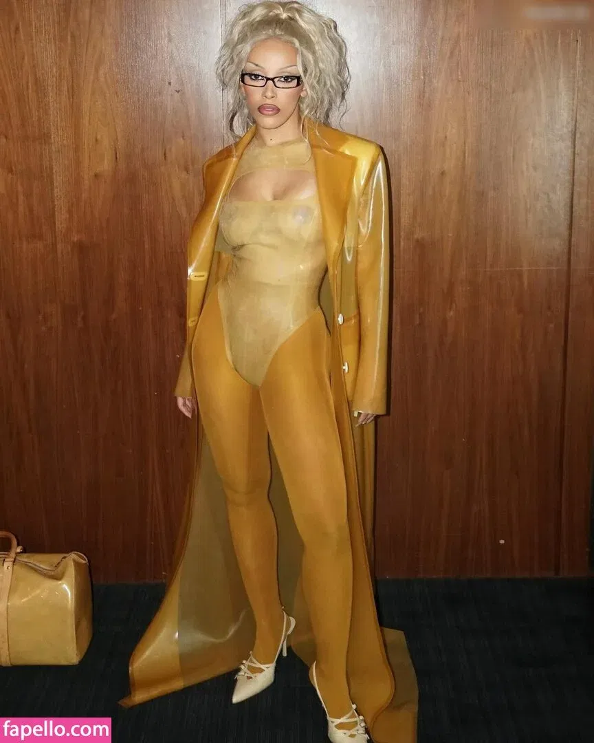 Doja Cat Onlyfans Photo Gallery 