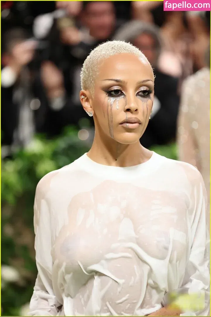 Doja Cat Onlyfans Photo Gallery 