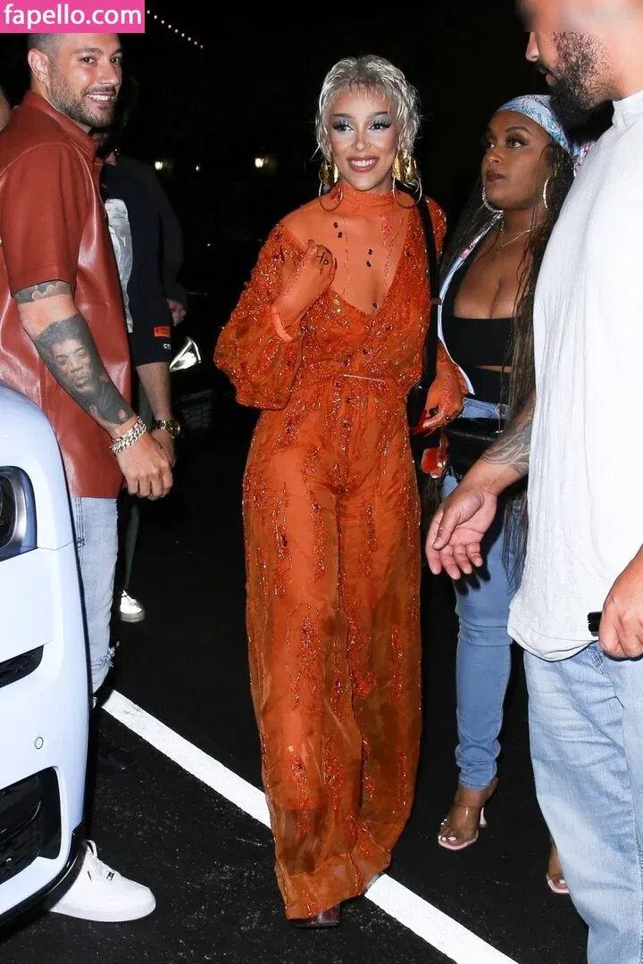 Doja Cat Onlyfans Photo Gallery 