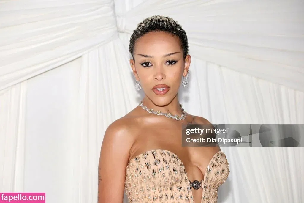 Doja Cat Onlyfans Photo Gallery 