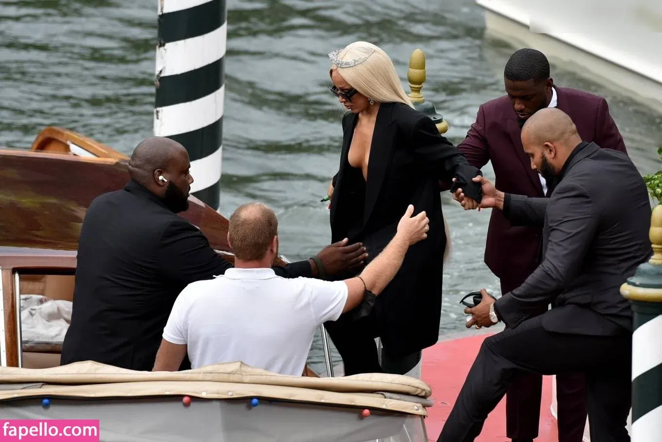 Doja Cat Onlyfans Photo Gallery 