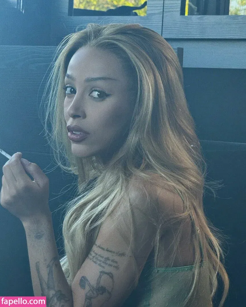 Doja Cat Onlyfans Photo Gallery 