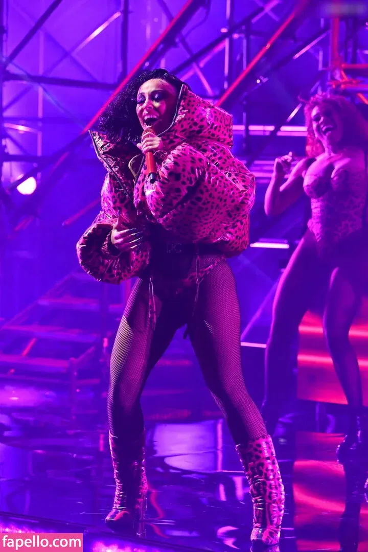 Doja Cat Onlyfans Photo Gallery 