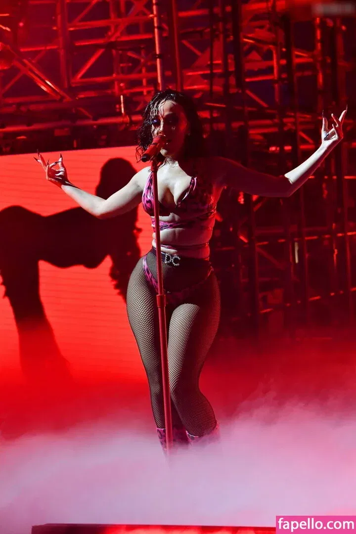 Doja Cat Onlyfans Photo Gallery 