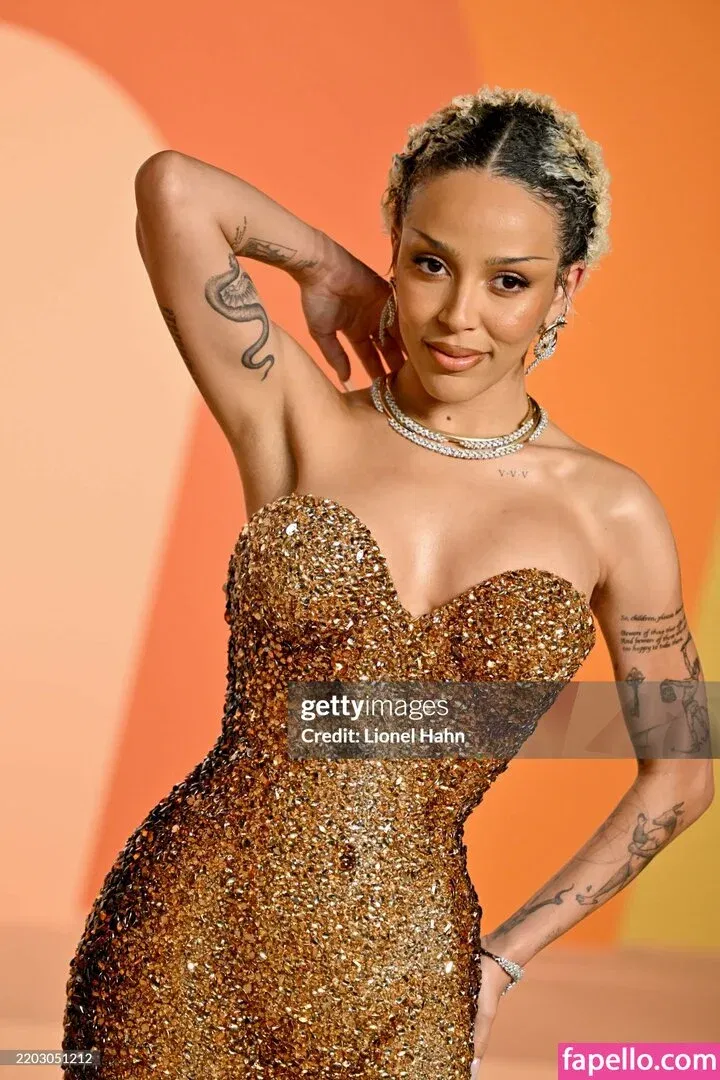 Doja Cat Onlyfans Photo Gallery 