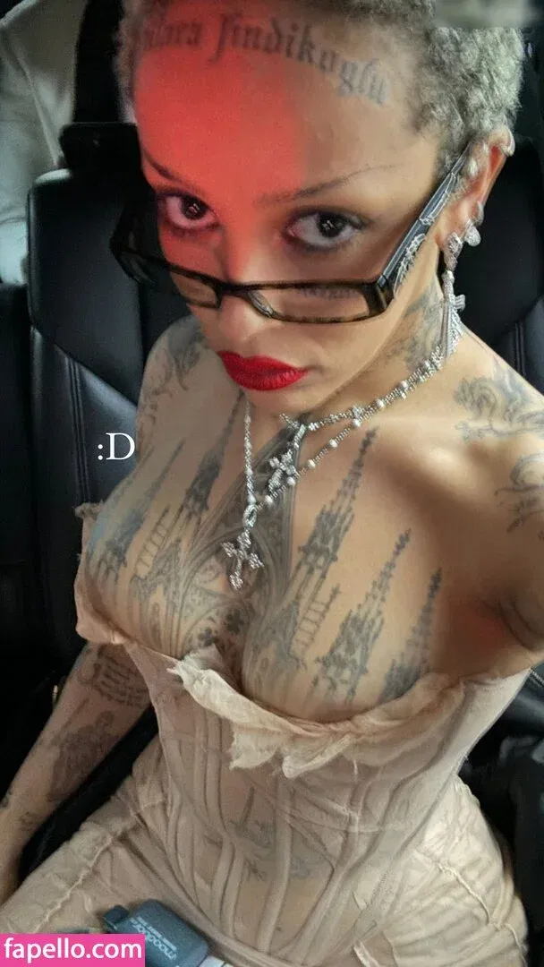 Doja Cat Onlyfans Photo Gallery 