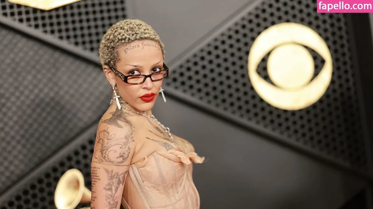 Doja Cat Onlyfans Photo Gallery 