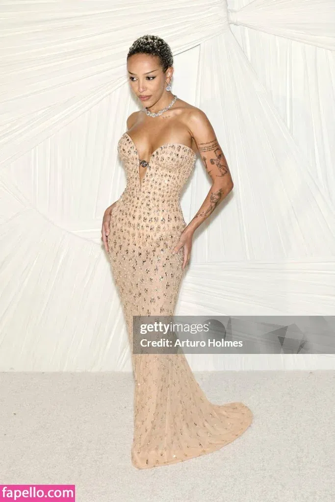 Doja Cat Onlyfans Photo Gallery 