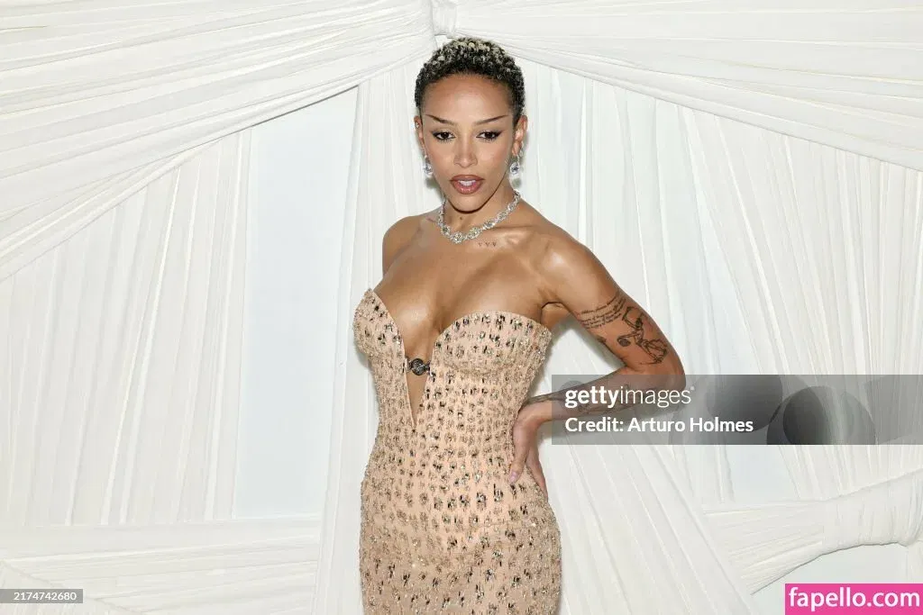 Doja Cat Onlyfans Photo Gallery 