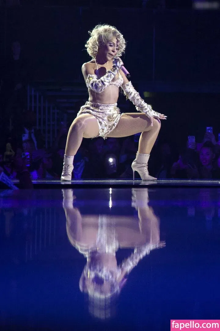 Doja Cat Onlyfans Photo Gallery 