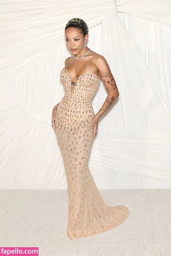 Doja Cat Onlyfans Photo Gallery 