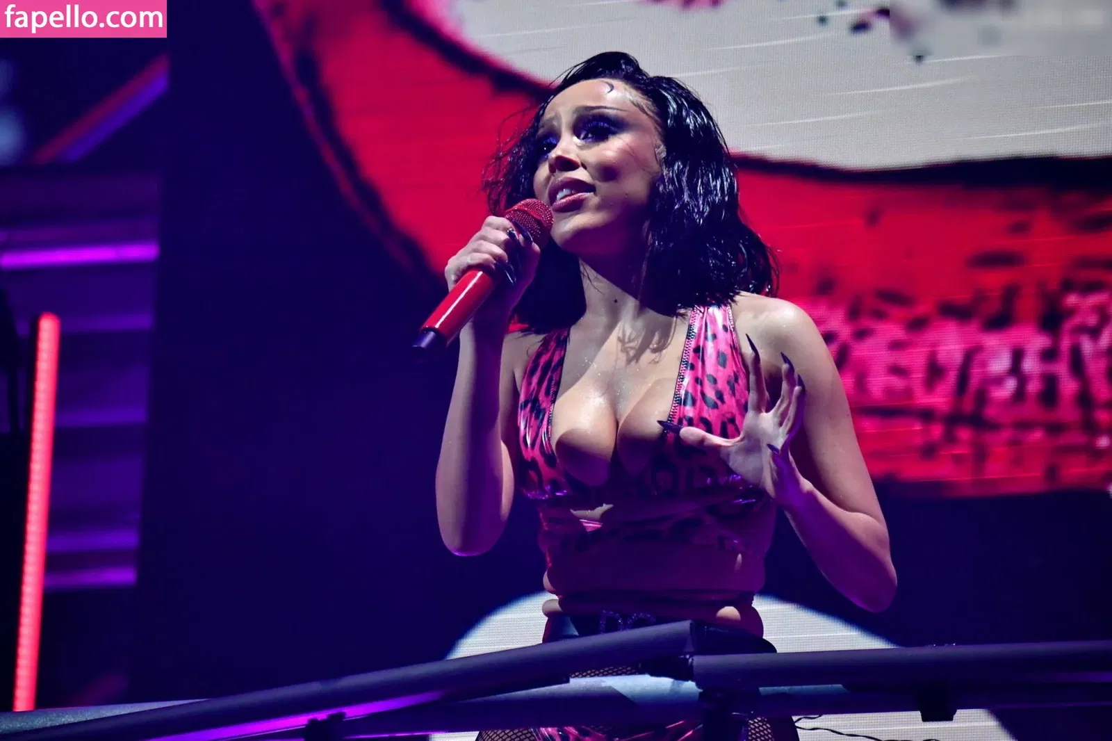 Doja Cat Onlyfans Photo Gallery 