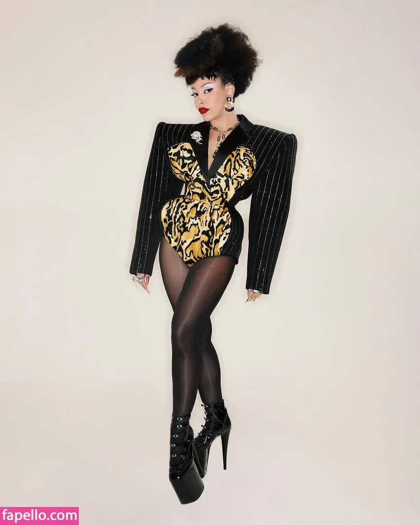 Doja Cat Onlyfans Photo Gallery 