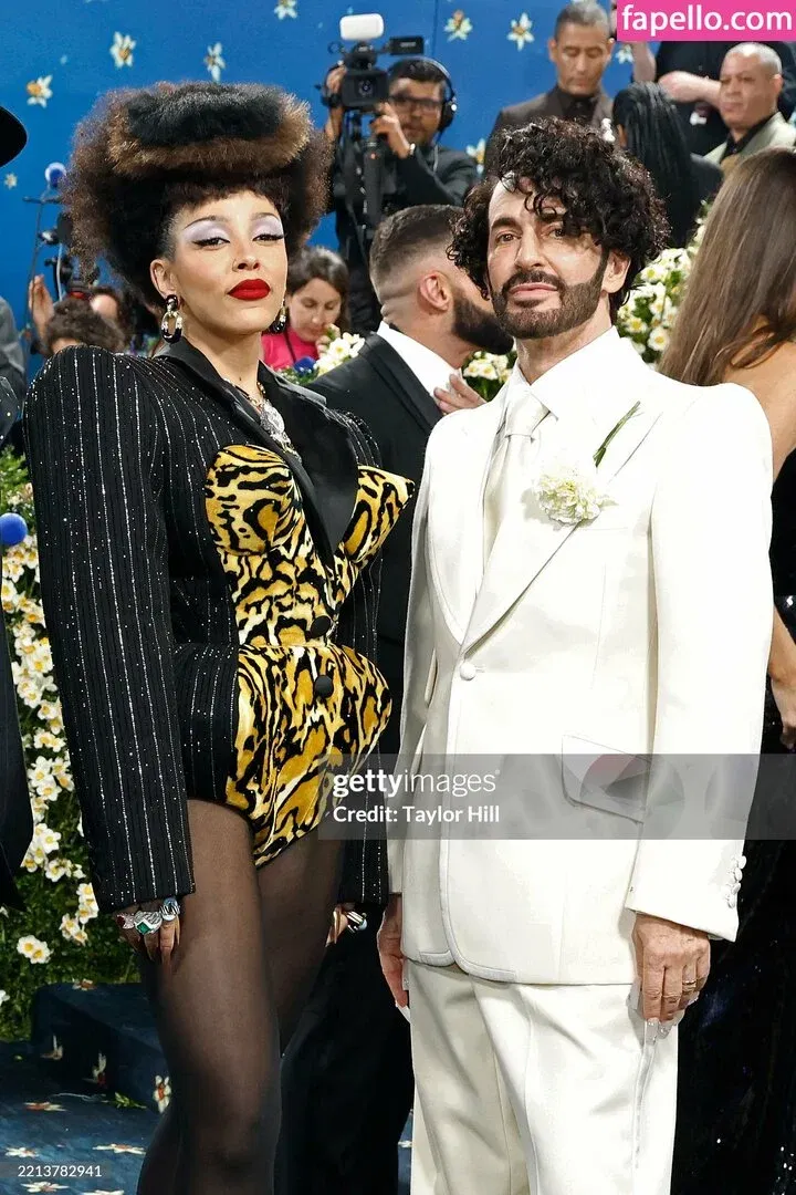 Doja Cat Onlyfans Photo Gallery 