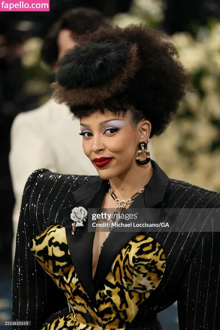 Doja Cat Onlyfans Photo Gallery 