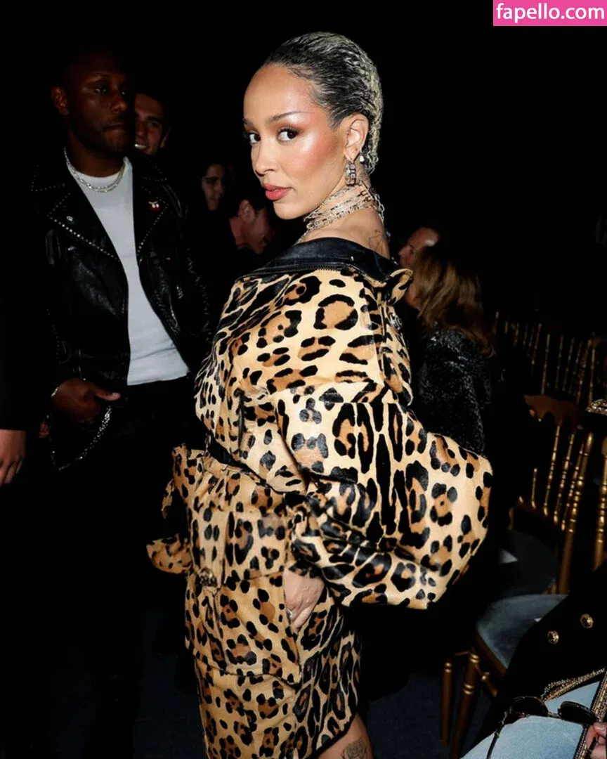 Doja Cat Onlyfans Photo Gallery 