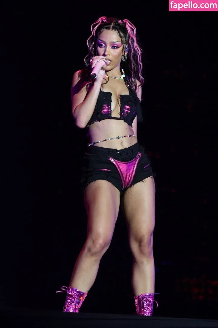 Doja Cat Onlyfans Photo Gallery 