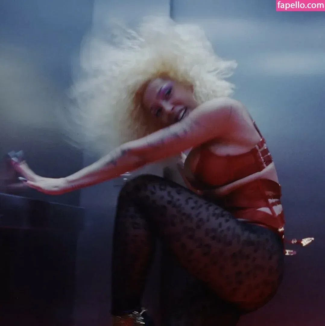 Doja Cat Onlyfans Photo Gallery 