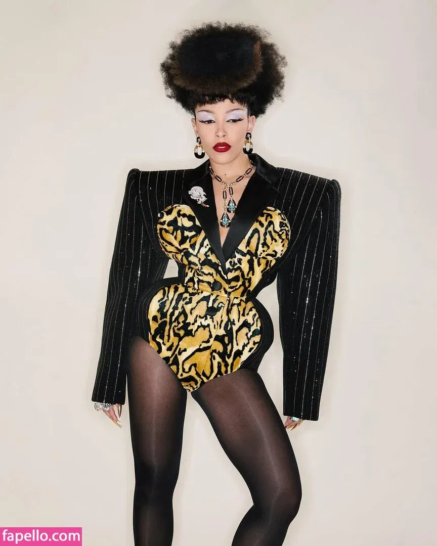 Doja Cat Onlyfans Photo Gallery 