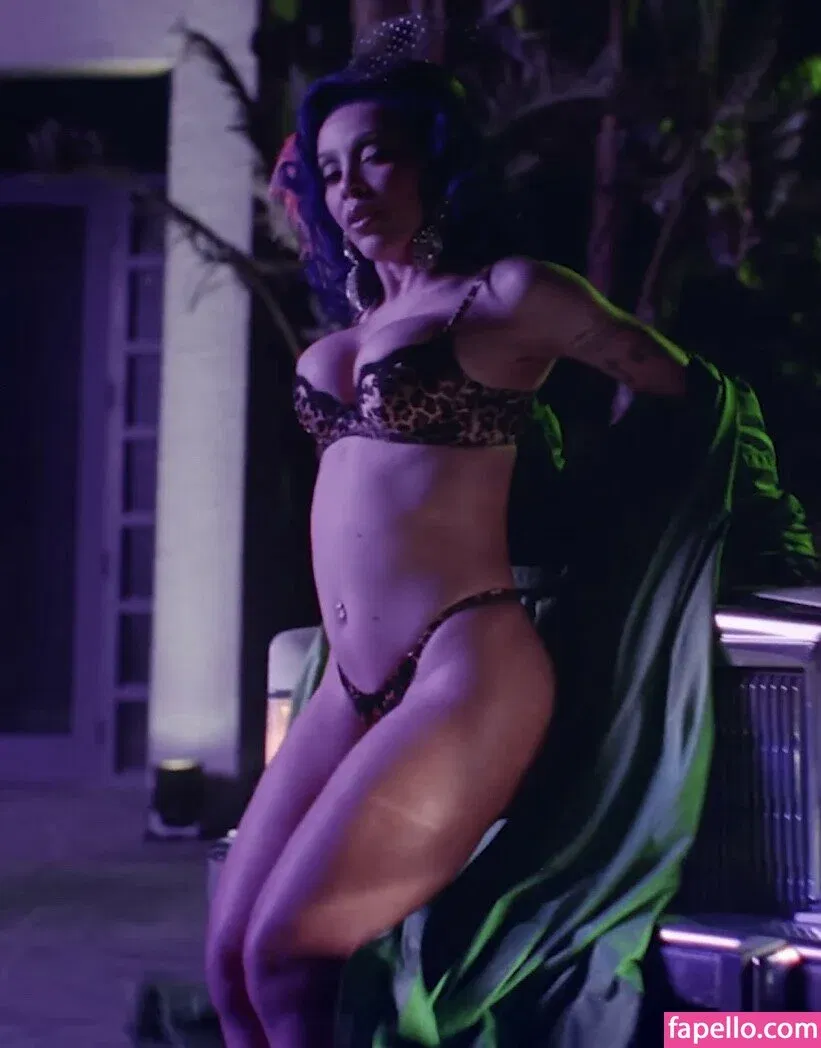 Doja Cat Onlyfans Photo Gallery 