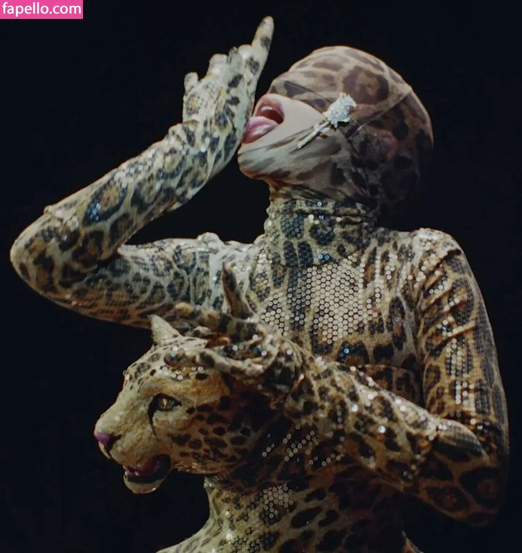 Doja Cat Onlyfans Photo Gallery 