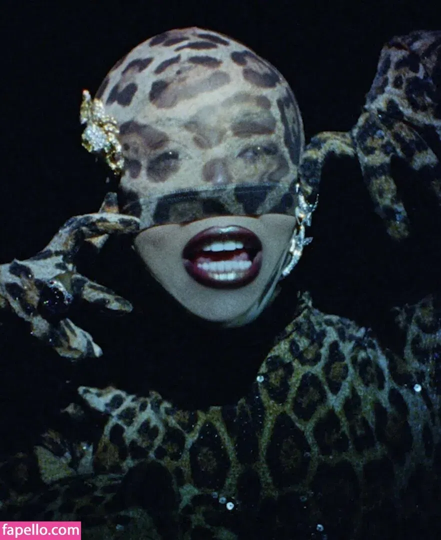 Doja Cat Onlyfans Photo Gallery 