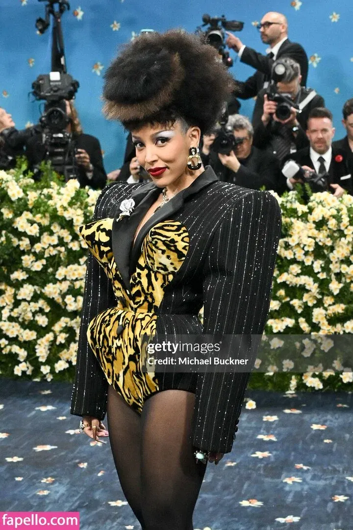 Doja Cat Onlyfans Photo Gallery 