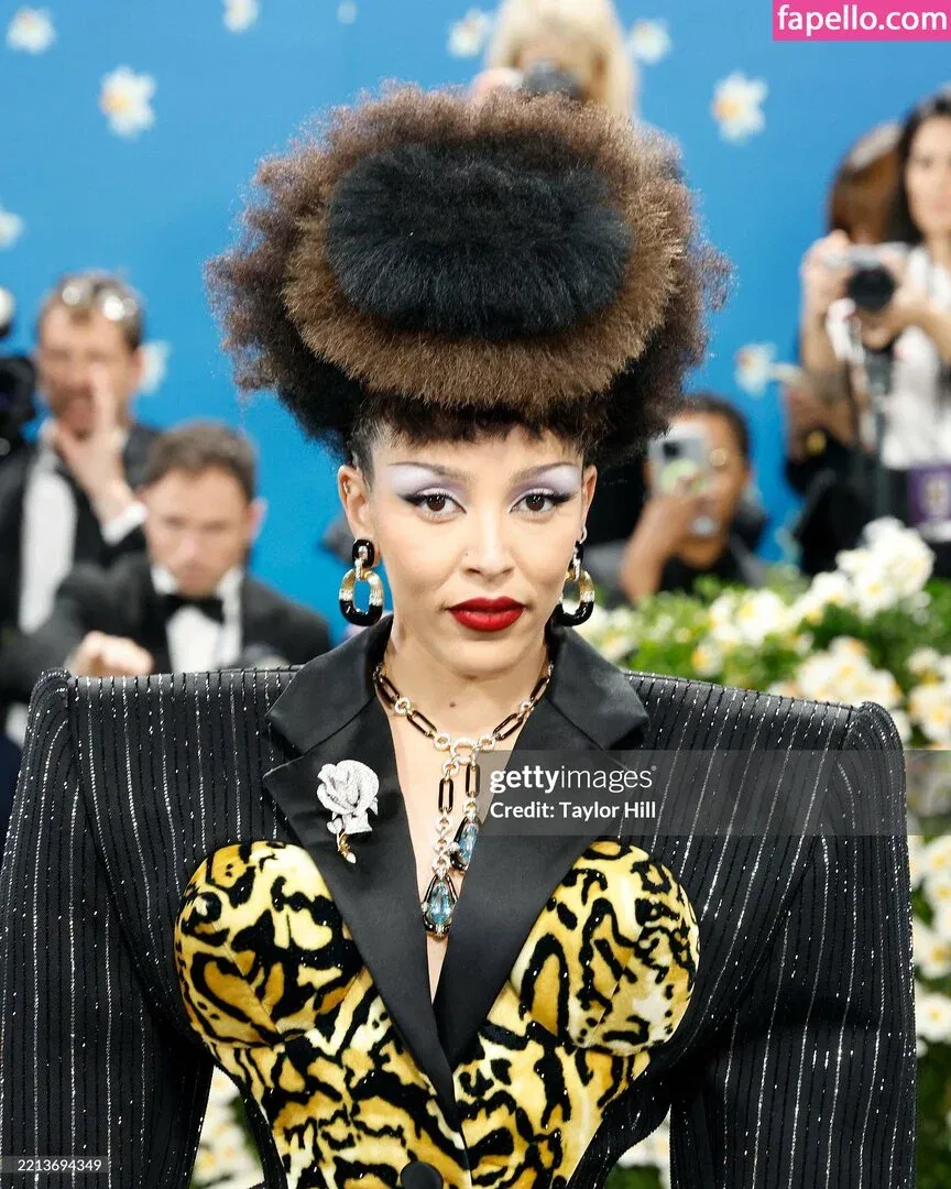 Doja Cat Onlyfans Photo Gallery 