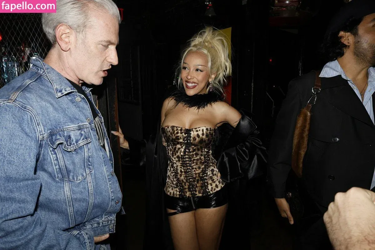 Doja Cat Onlyfans Photo Gallery 