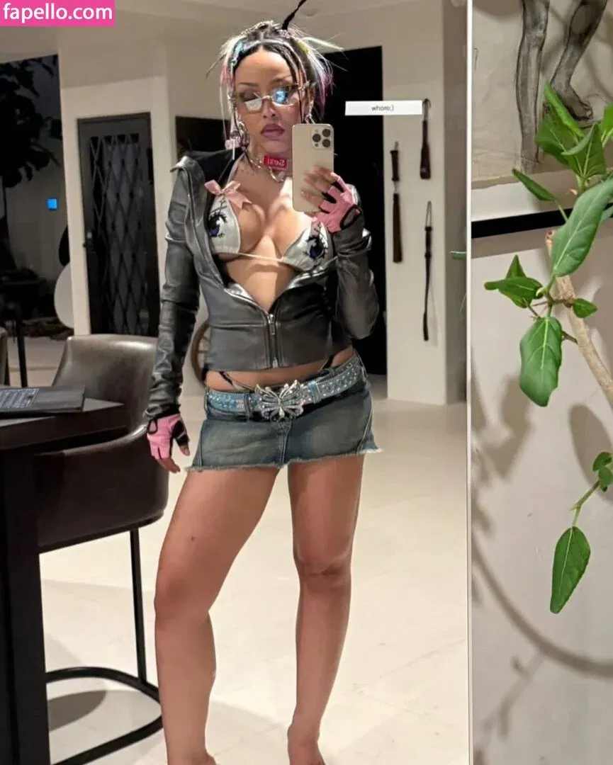 Doja Cat Onlyfans Photo Gallery 