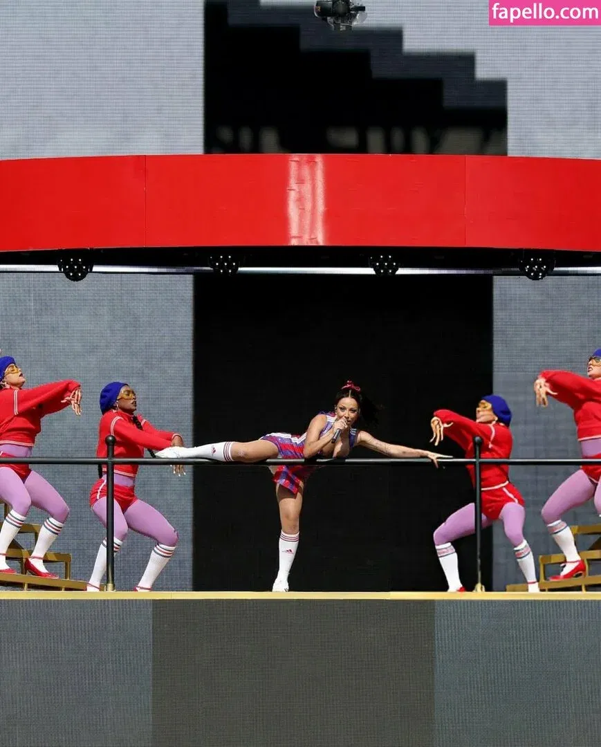 Doja Cat Onlyfans Photo Gallery 