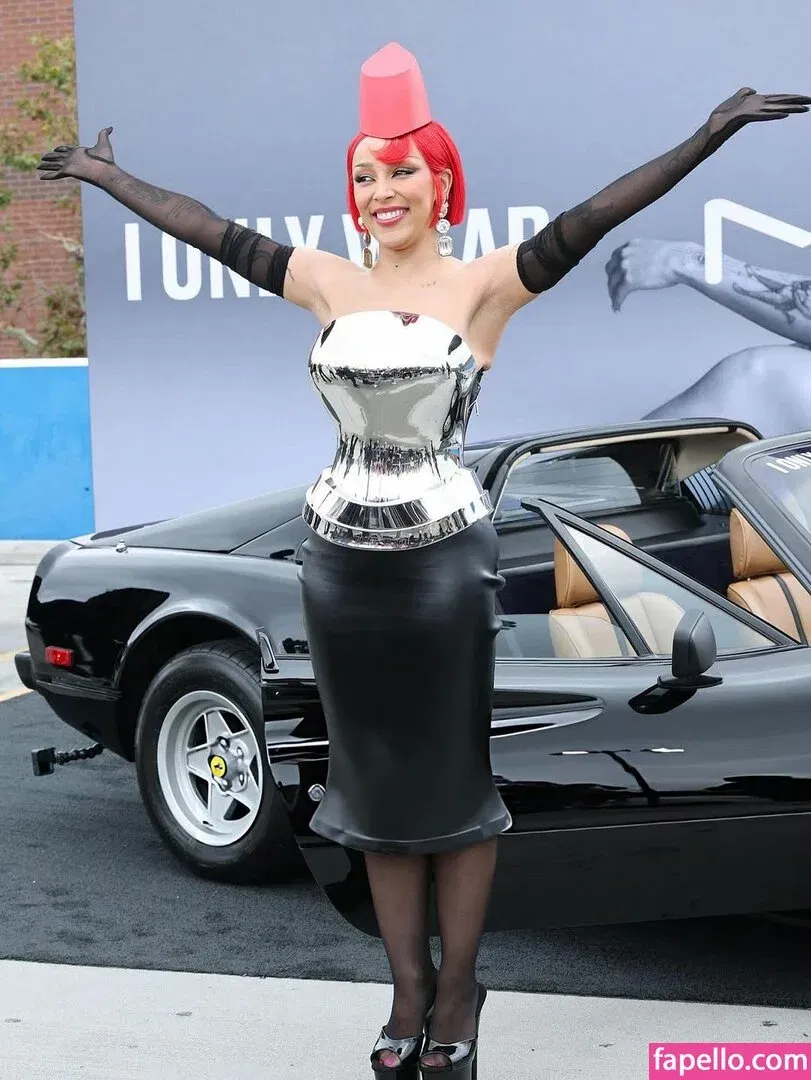 Doja Cat Onlyfans Photo Gallery 