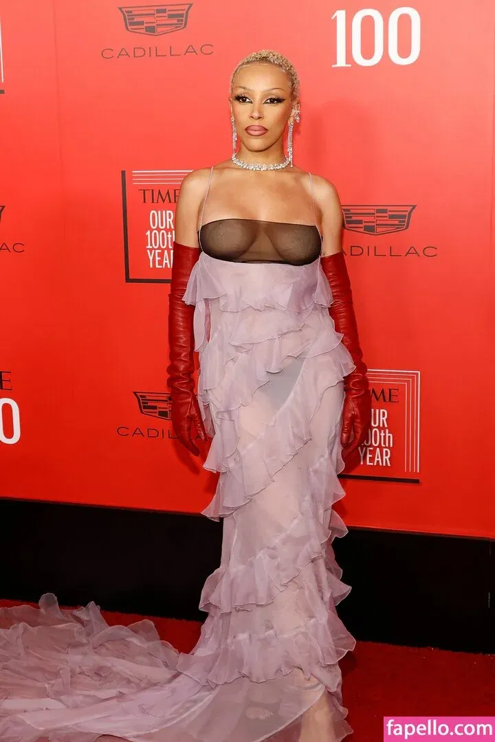 Doja Cat Onlyfans Photo Gallery 