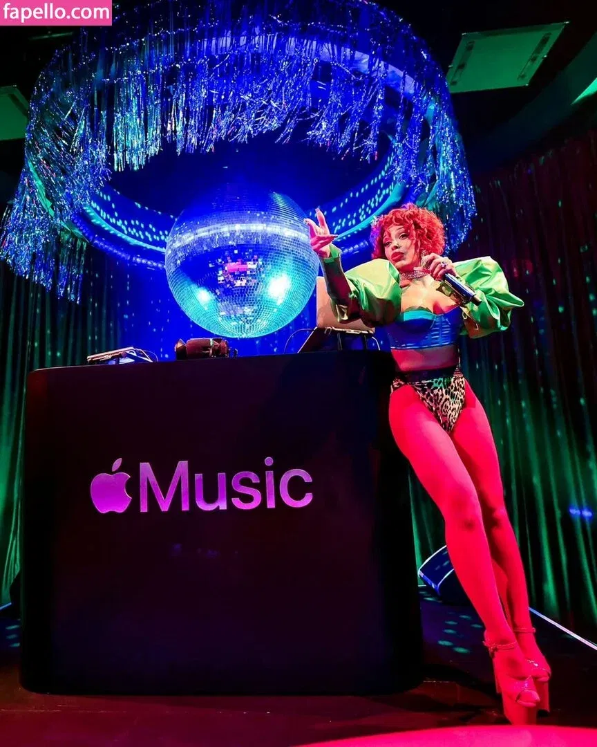 Doja Cat Onlyfans Photo Gallery 